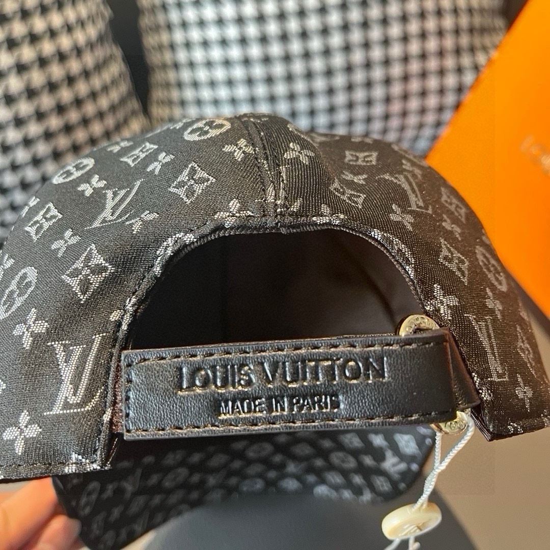 Louis Vuitton Caps